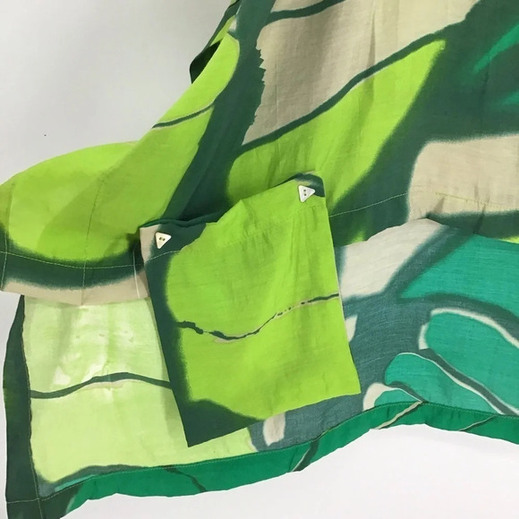 I C By Connie Casual Tunic Blouse Green Mother of Pearl Buttons Size Small - Picture 5 of 8